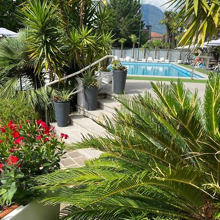 Hotel La Perla ريفا ديل غاردا المظهر الخارجي الصورة